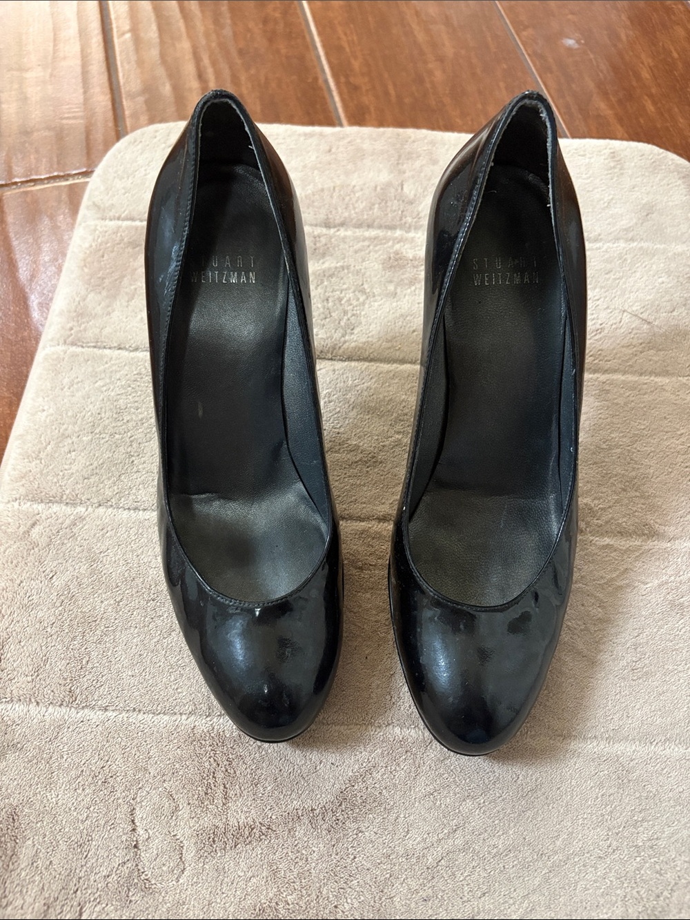 Stuart Weitzman Black Patent Leather Round-Toe Pumps